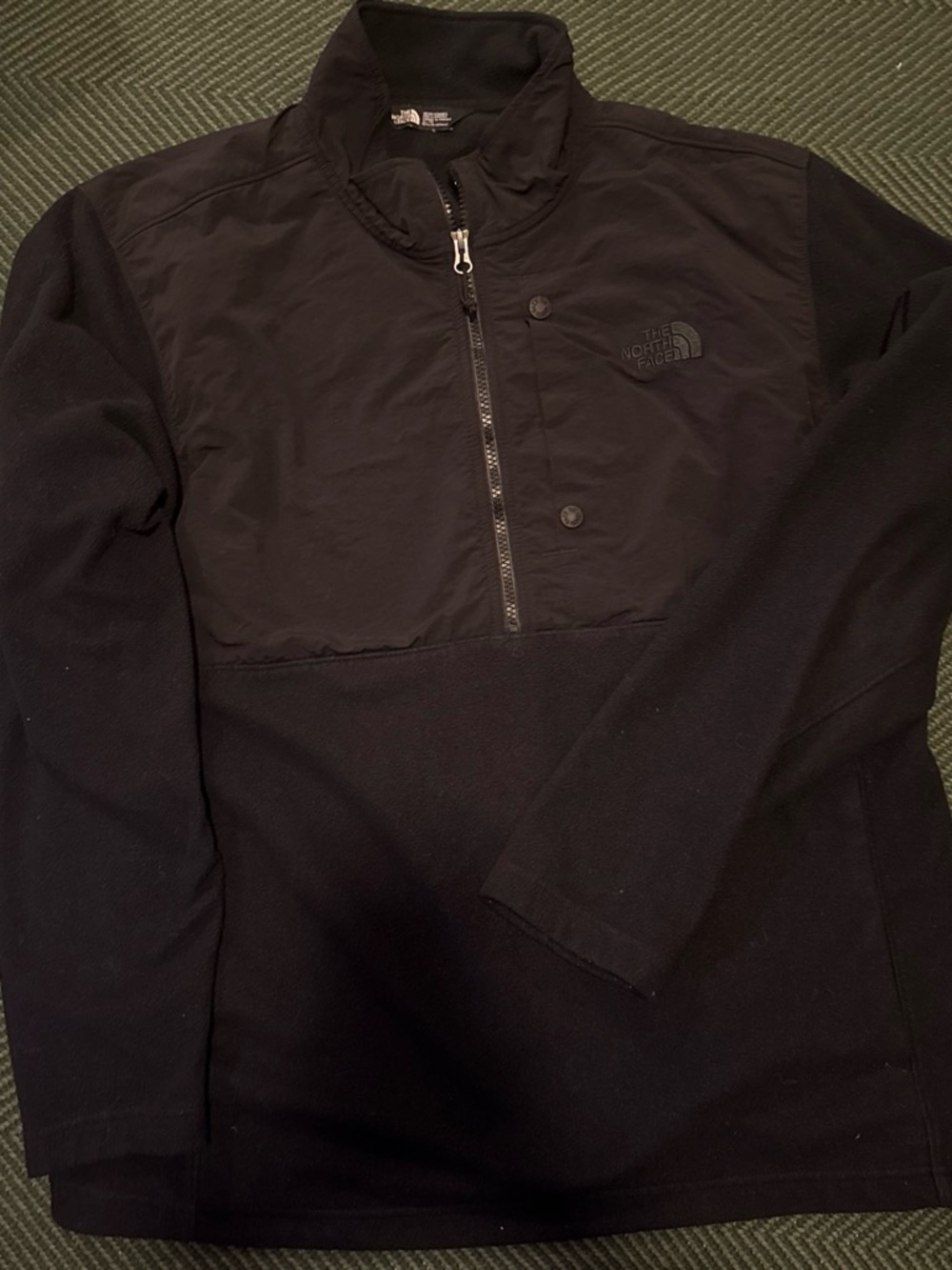The North Face Black Lightweight Pullover Fleece Shirt Jacket